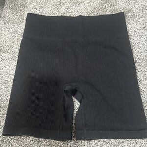 Black ribbed bike shorts